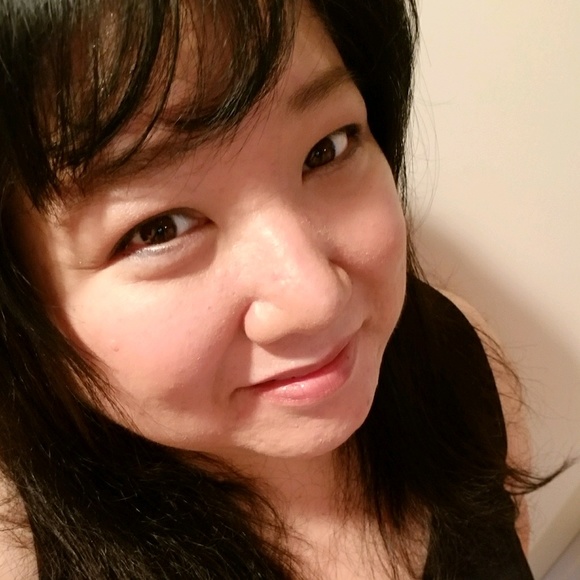 Meet your Posher, Robyn - Picture 1 of 1